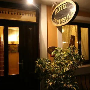 Peninsula Otel